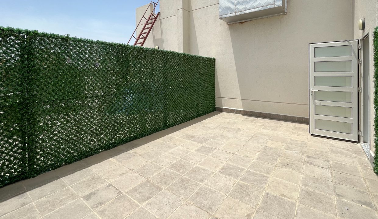 Fnaitees One Bedroom Apartment W Terrace Horizon Q Yarmouk United