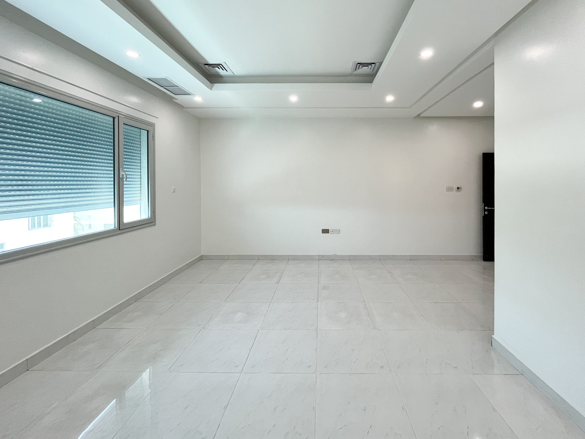 Rumaithiya Spacious Four Bedroom Floor Horizon Q Yarmouk United